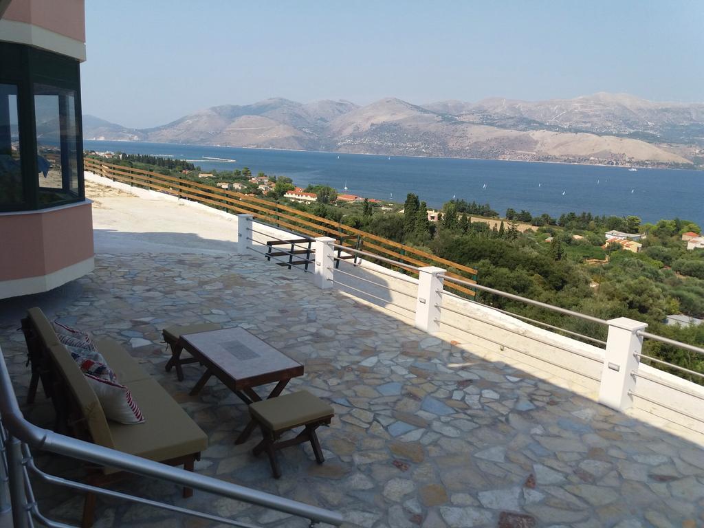 Loggos View Apartments Lixouri Luaran gambar